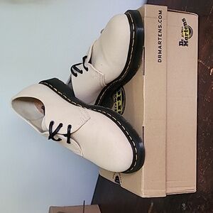 Dr. Martens 1461 natural canvas tan oxfords